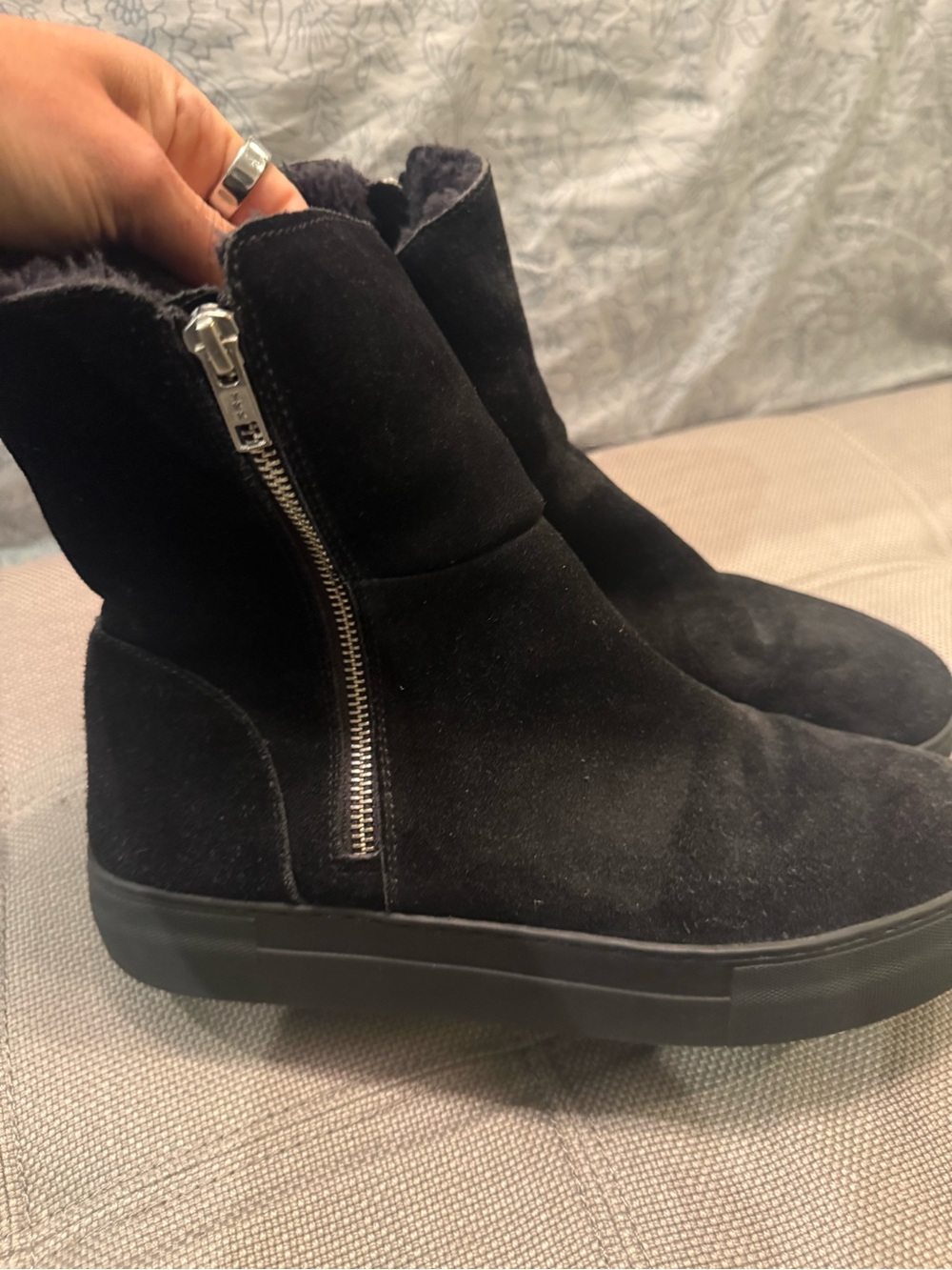 JSlides Black Suede Zip-Detail Women's Ankle Sneakers